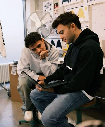 https://open.spotify.com/user/td493nbrcrf4bcupzv1shkaoa?si=585c8efc9e354f45